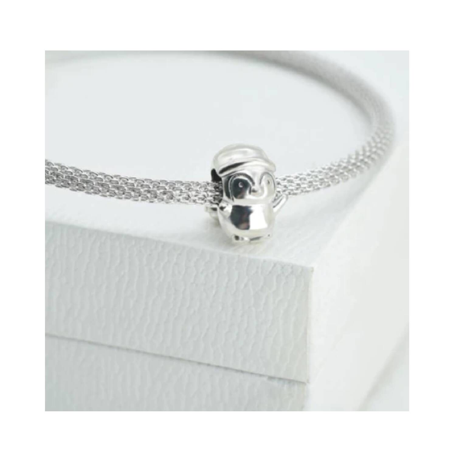 Charm Pingüino con Gorro y Cascabel En Plata 925 - Imagen 4